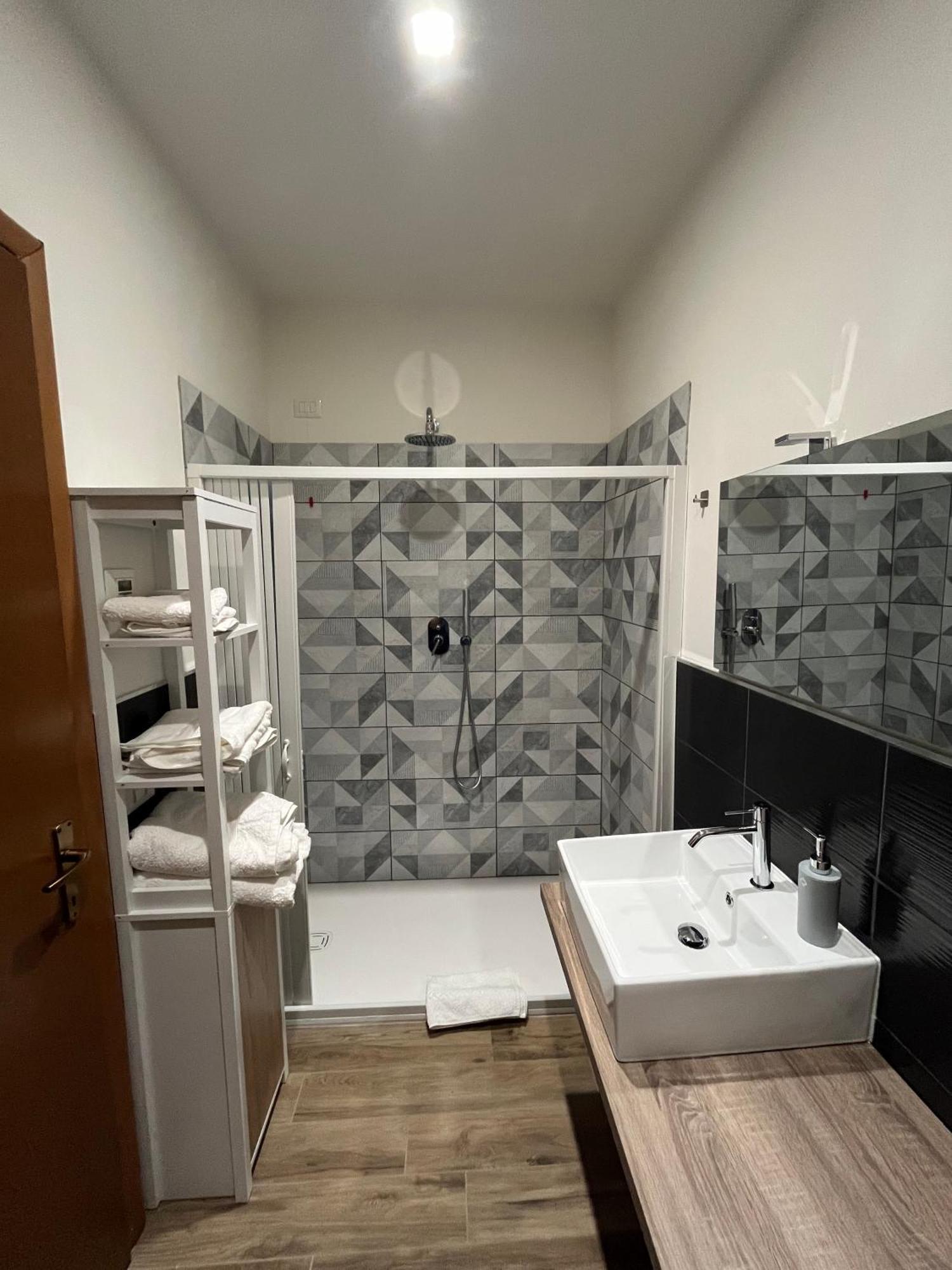 Casa Nel Borgo Di Capraia Montelupo Fiorentino Exteriör bild